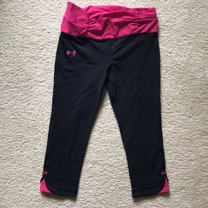 Under armour size small workout capris